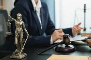 Why Hiring A Real Trial Lawyer Matters In North Alabama Personal Injury Cases - Blackwell Law Firm trial lawyer defends client and won case
