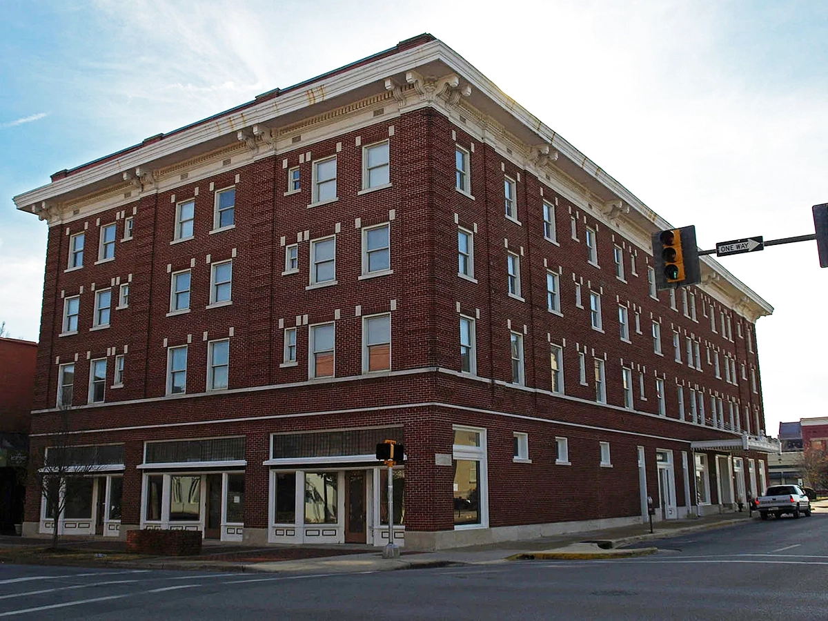 blackwell exterior image